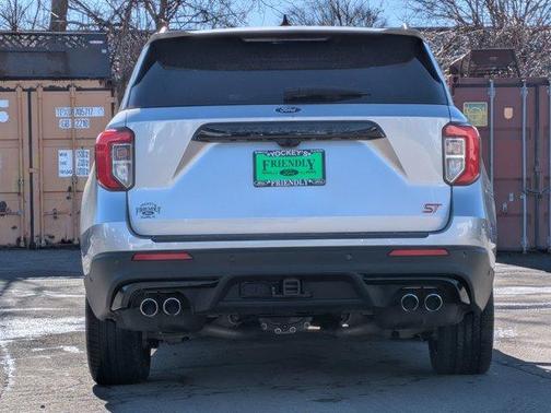 2022 Ford Explorer ST