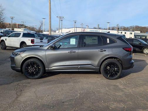 Carbonized Gray Metallic 2025 Ford Escape ST-Line Elite