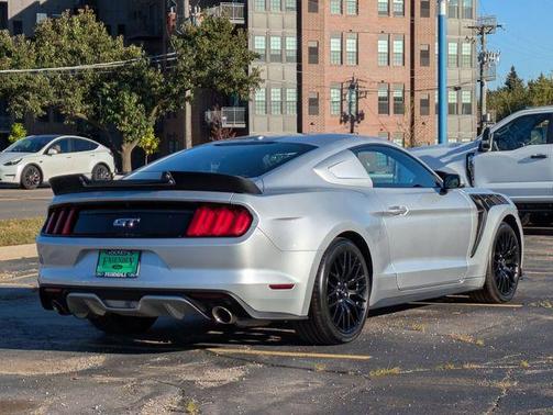 2017 Ford Mustang GT Premium