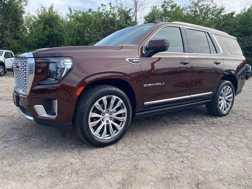 Redwood Metallic 2022 GMC Yukon Denali