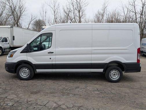 2025 Ford Transit-250 148 WB Medium Roof Cargo