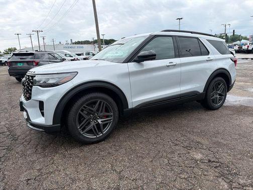 Space White Metallic 2026 Ford Explorer ST