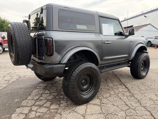 Carbonized Gray Metallic 2021 Ford Bronco Outer Banks
