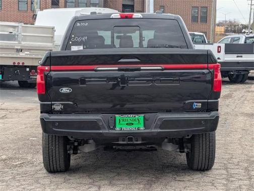 2025 Ford F-150 Lightning LARIAT