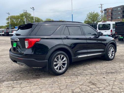 Black Metallic 2023 Ford Explorer XLT