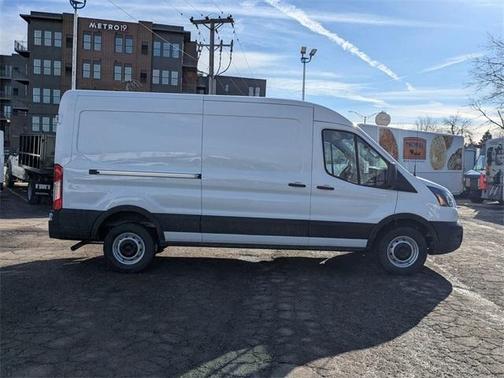 2025 Ford Transit-250 148 WB Medium Roof Cargo