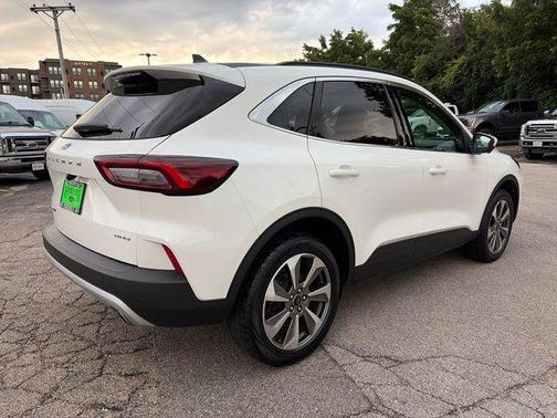 Star White Metallic Tri-Coat 2024 Ford Escape Platinum