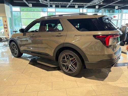 Marsh Gray 2026 Ford Explorer ST