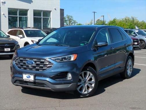 2019 Ford Edge Titanium