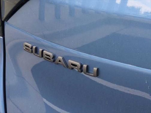2025 Subaru Forester Base
