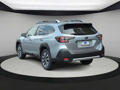 2025 Subaru Outback Touring
