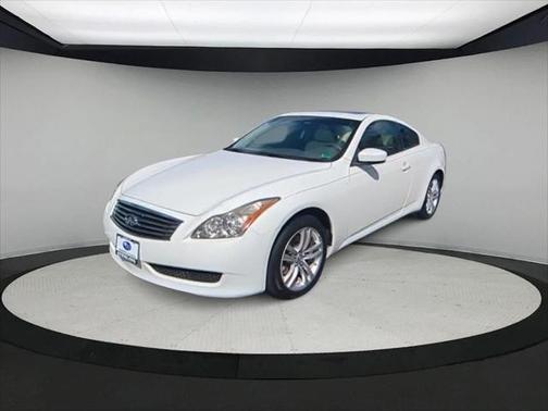 2010 INFINITI G37x Base