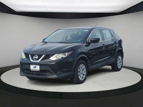 2017 Nissan Rogue Sport S