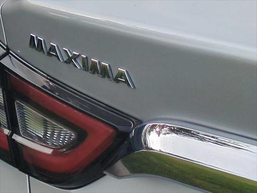 2023 Nissan Maxima SV Xtronic CVT