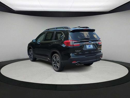 2025 Subaru Ascent Limited 8-Passenger