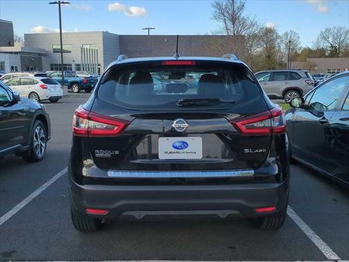 2022 Nissan Rogue Sport SL