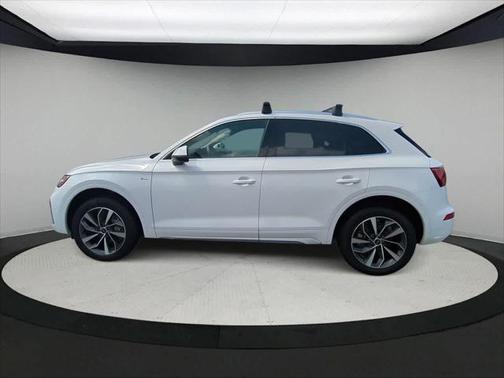 2024 Audi Q5 45 S line Premium Plus