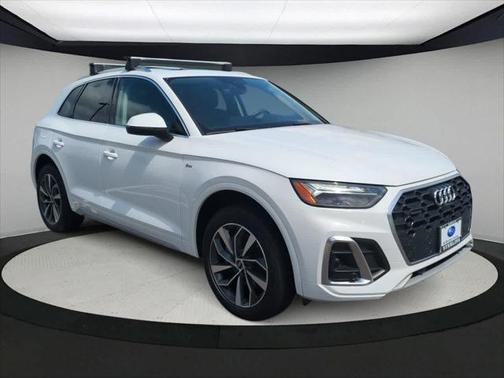 2024 Audi Q5 45 S line Premium Plus