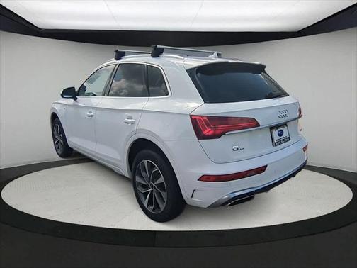 2024 Audi Q5 45 S line Premium Plus