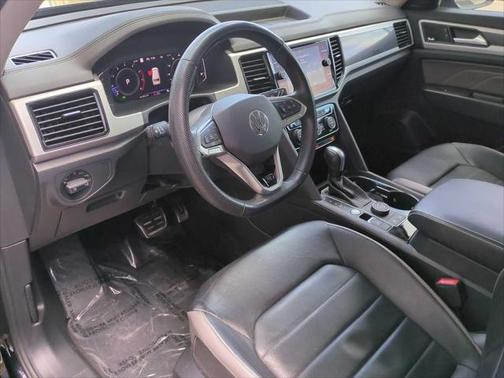 2022 Volkswagen Atlas 3.6L SEL Premium