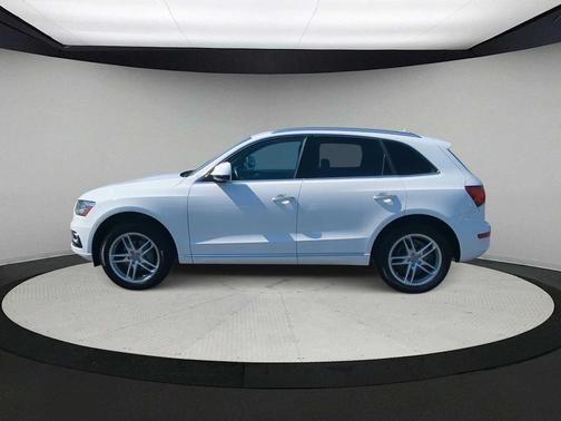 2016 Audi Q5 2.0T Premium Plus