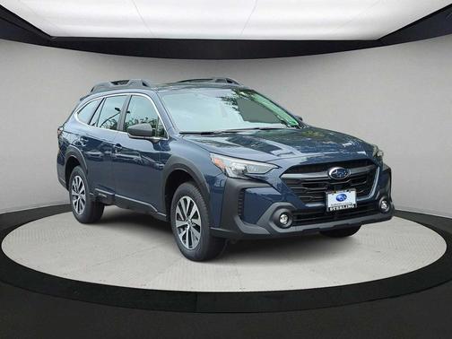 2025 Subaru Outback Base
