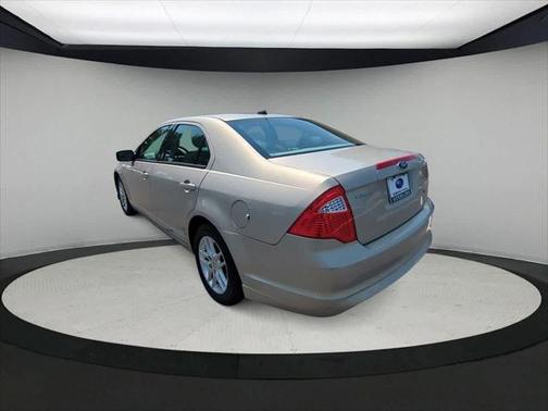 2010 Ford Fusion S