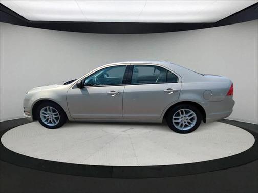 2010 Ford Fusion S