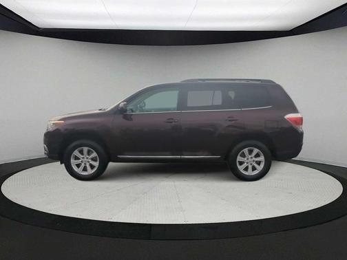 2013 Toyota Highlander SE