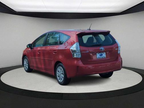 2012 Toyota Prius v Base