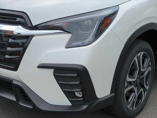 2025 Subaru Ascent Limited 8-Passenger