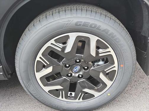 2025 Subaru Forester Base