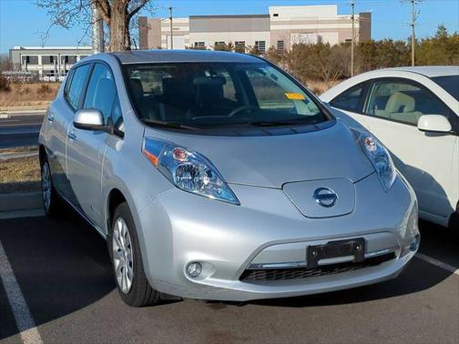 2016 Nissan Leaf S