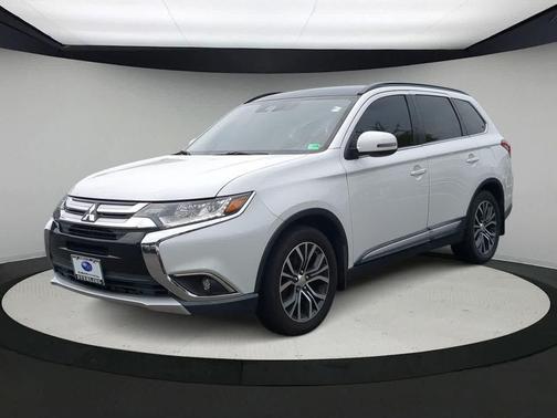 2017 Mitsubishi Outlander SE