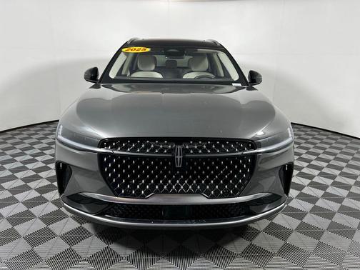 CHROMA CAVIAR DRK GRAY MET CC 2025 Lincoln Nautilus Black Label
