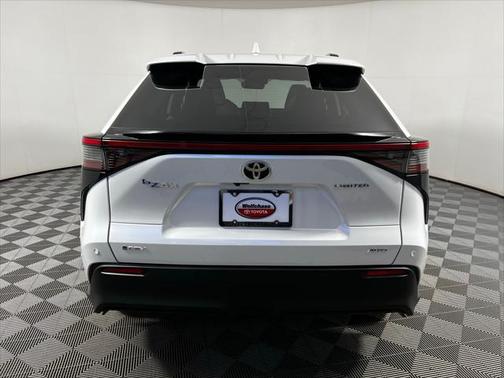 2025 Toyota bZ4X Limited