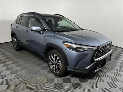 2024 Toyota Corolla Cross XLE