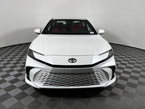 Wind Chill Pearl 2026 Toyota Camry XSE