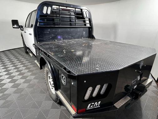 Summit White 2023 GMC Sierra 2500 Pro
