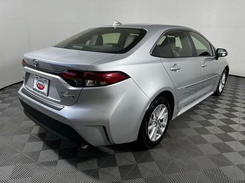 2024 Toyota Corolla Hybrid XLE