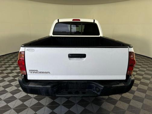 Super White 2015 Toyota Tacoma Base