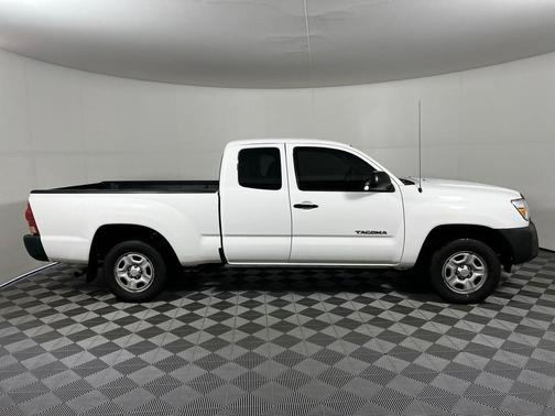 Super White 2015 Toyota Tacoma Base