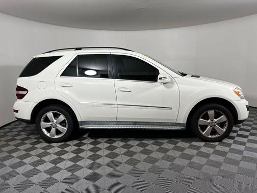 2011 Mercedes-Benz M-Class 4MATIC