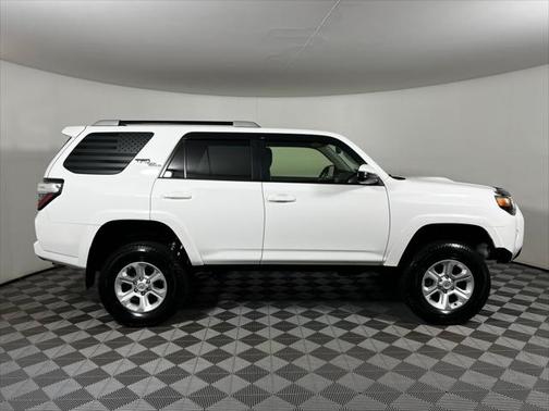 2023 Toyota 4Runner TRD Off Road