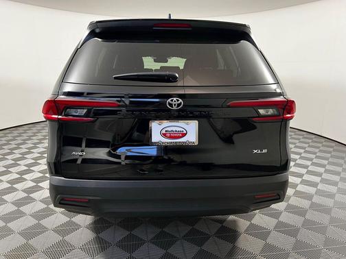 Midnight Black Metallic 2025 Toyota Grand Highlander XLE