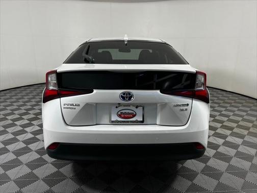 2021 Toyota Prius XLE