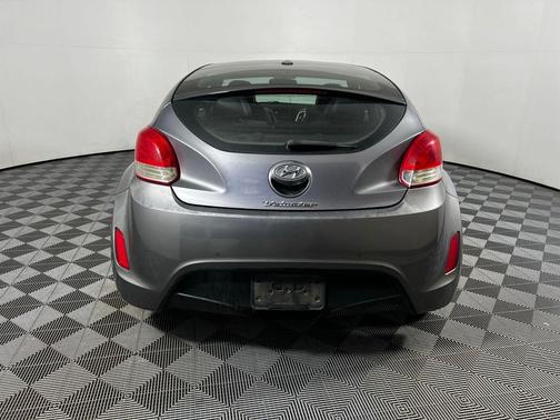 2013 Hyundai Veloster Base