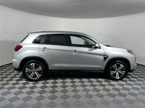 2024 Mitsubishi Outlander Sport 2.0 ES