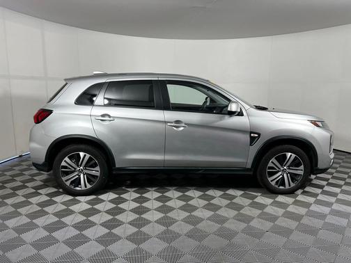 2024 Mitsubishi Outlander Sport 2.0 ES