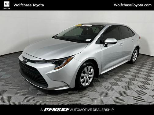 Classic Silver Metallic 2025 Toyota Corolla LE